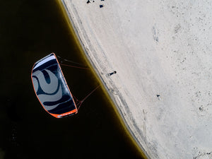 Peter Lynn Kiteboarding Escape V8